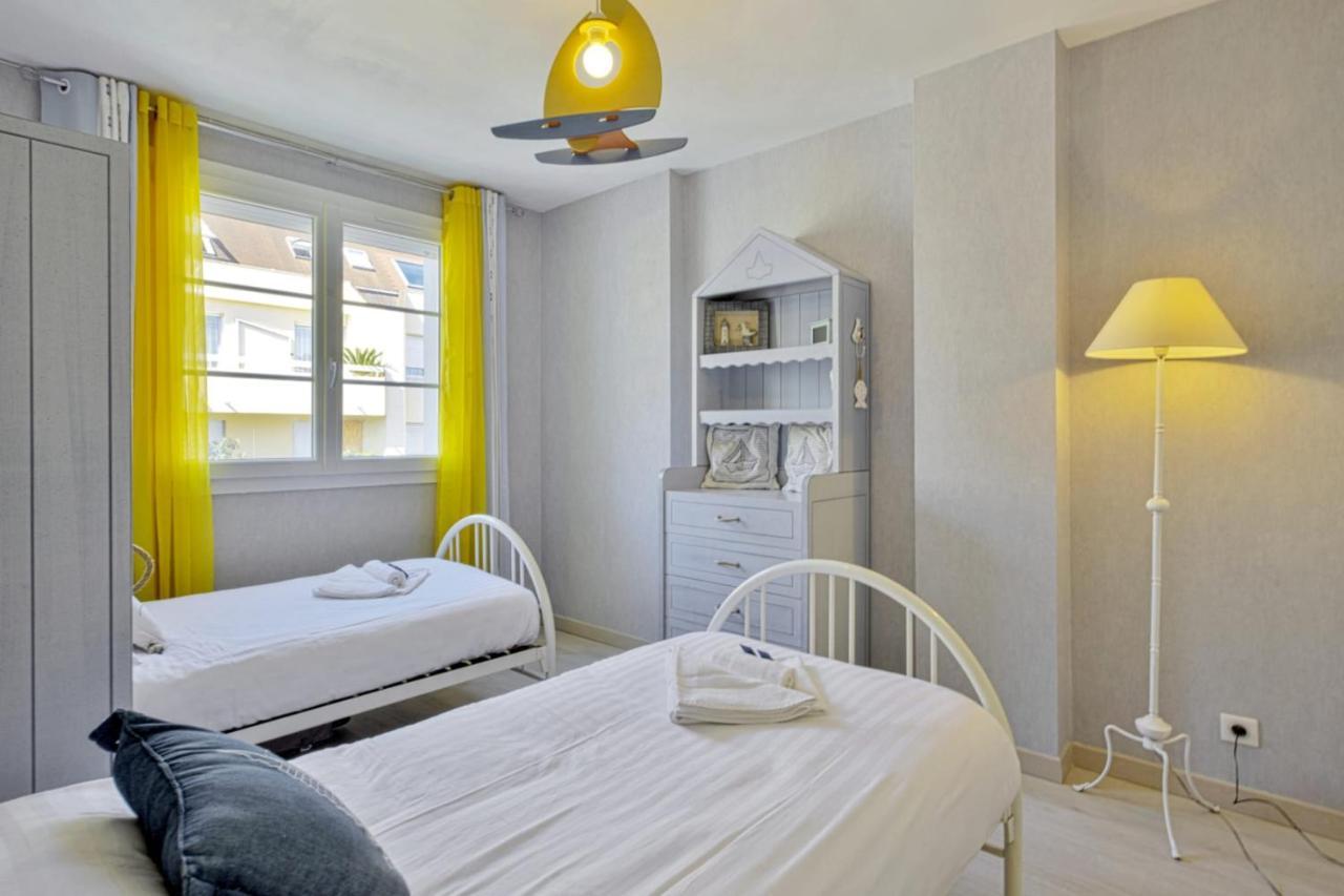 Appartement De La Grande Plage - Welkeys Биарриц Экстерьер фото